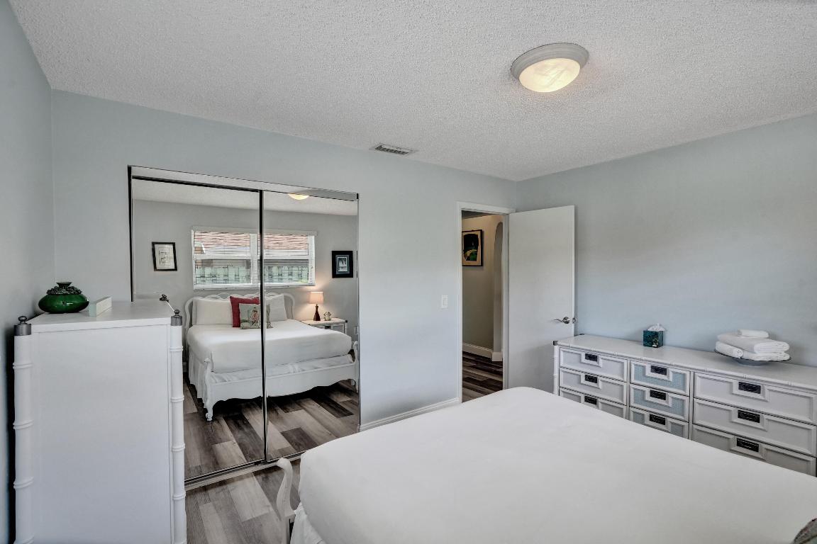 DEL IDA PARK - Residential Lease