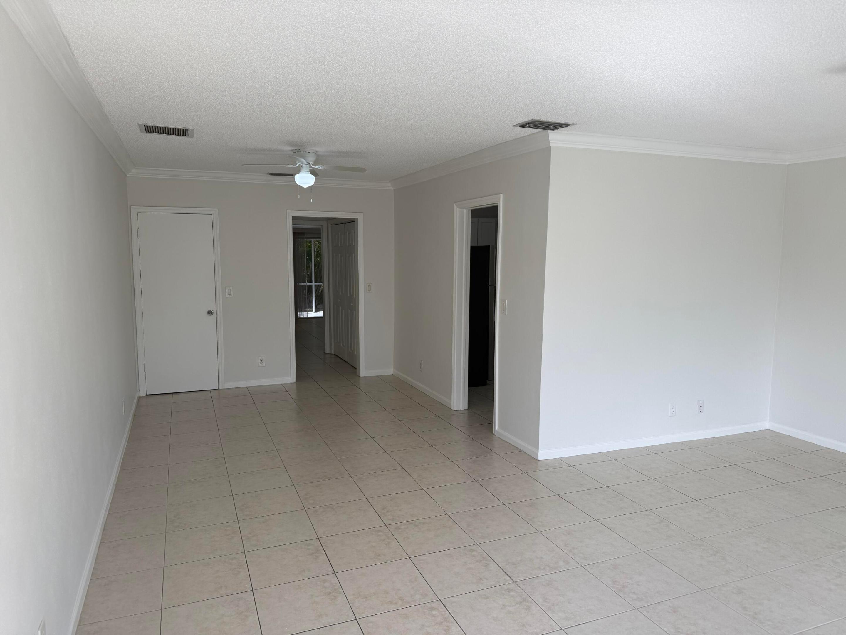 DELRAY MNR - Residential Lease