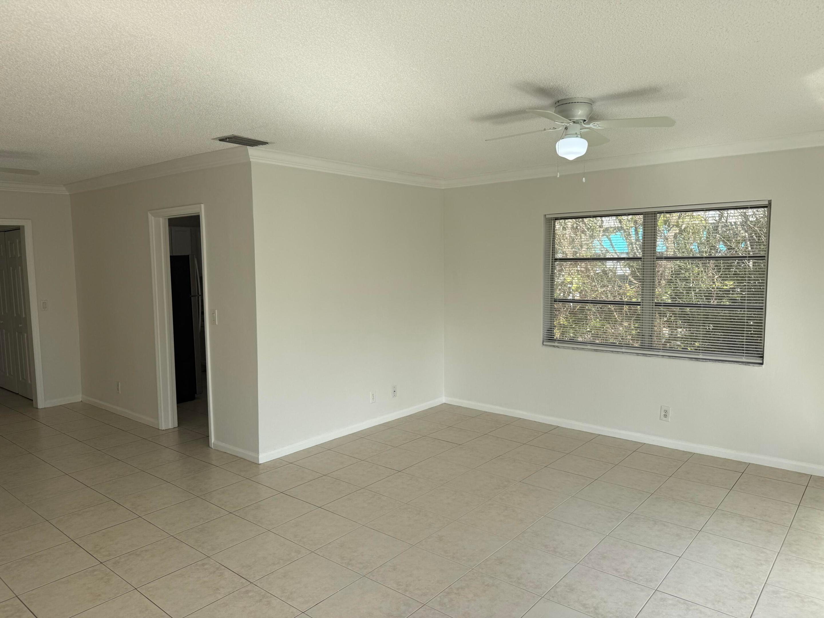 DELRAY MNR - Residential Lease