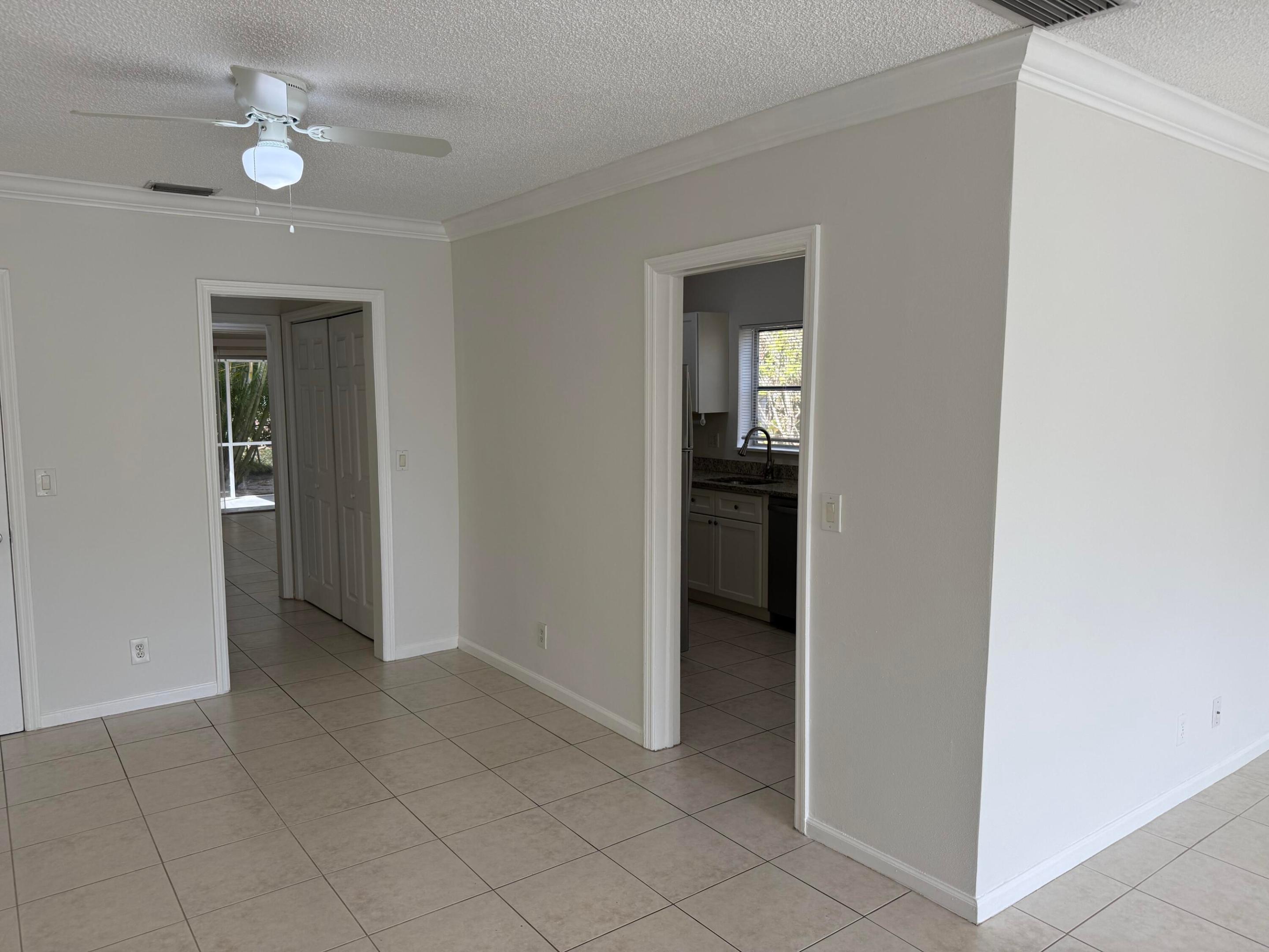 DELRAY MNR - Residential Lease