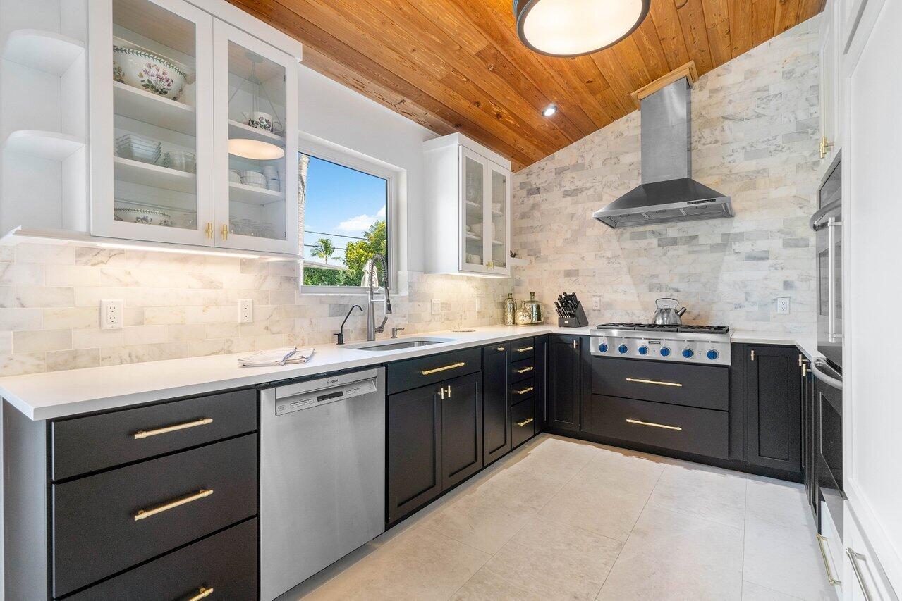 BURNUP AND SIMS ESTATES - Residential