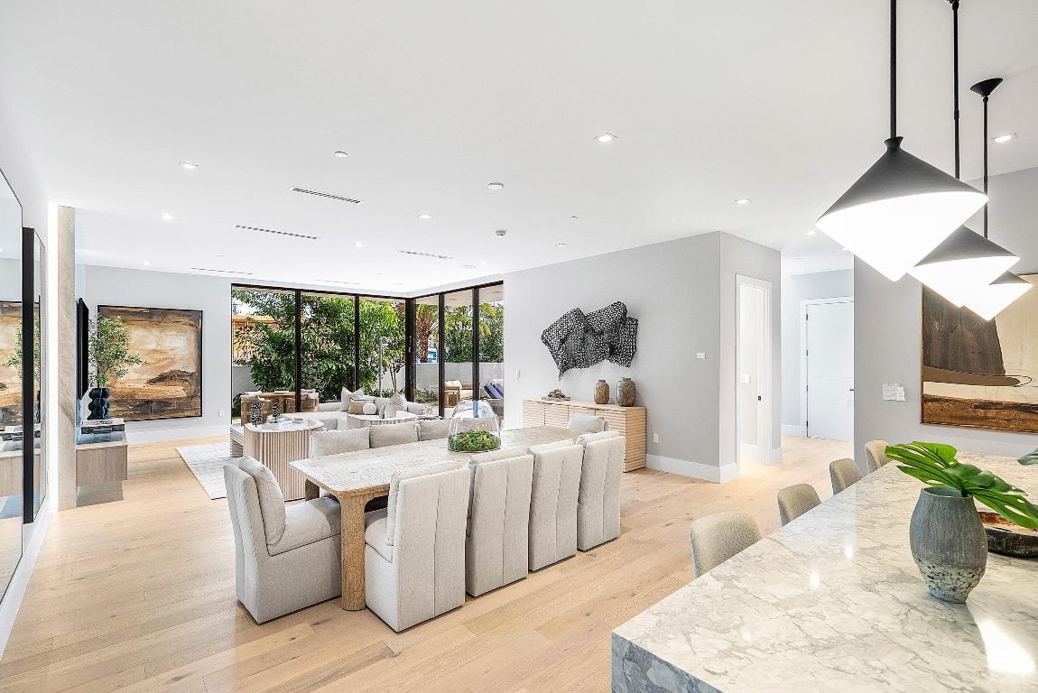 ANDREWS AVENUE TOWNHOMES - Residential