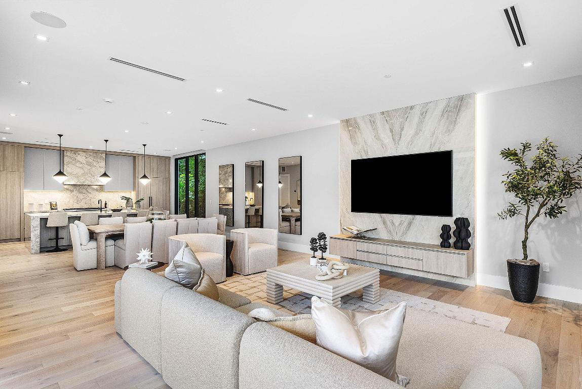 ANDREWS AVENUE TOWNHOMES - Residential