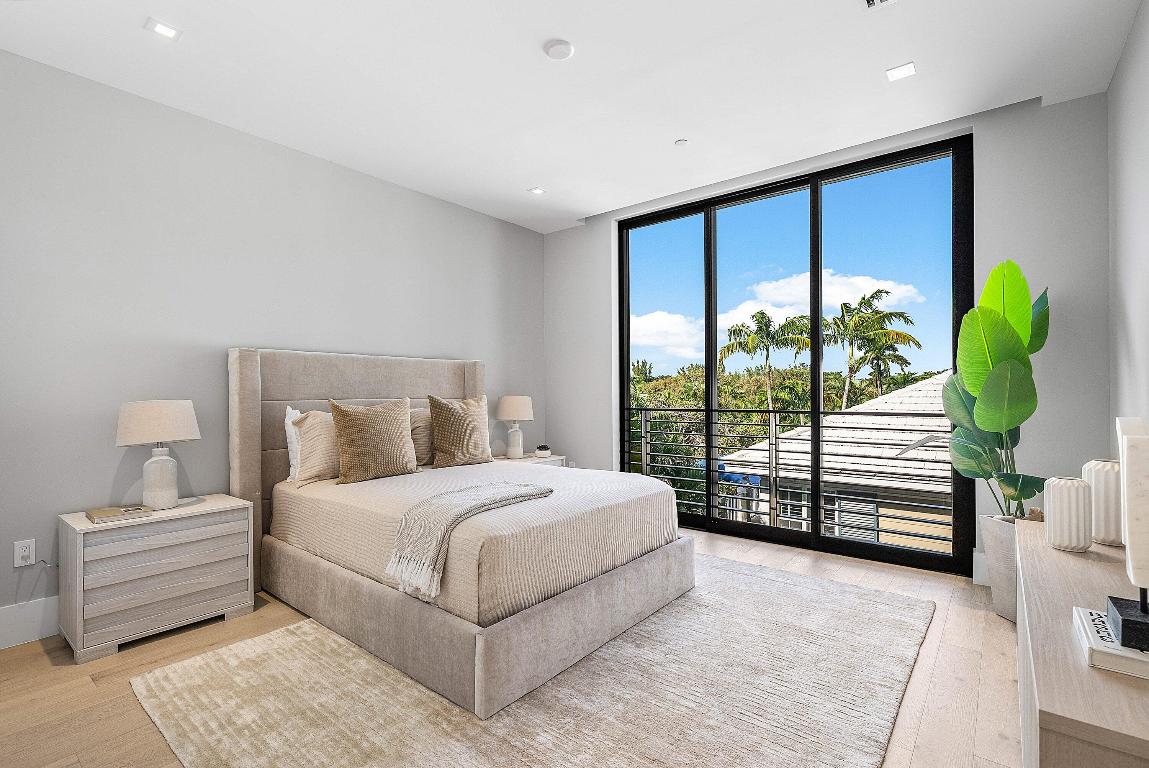 ANDREWS AVENUE TOWNHOMES - Residential