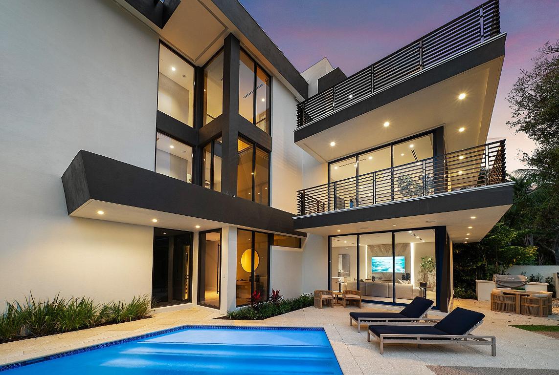 ANDREWS AVENUE TOWNHOMES - Residential