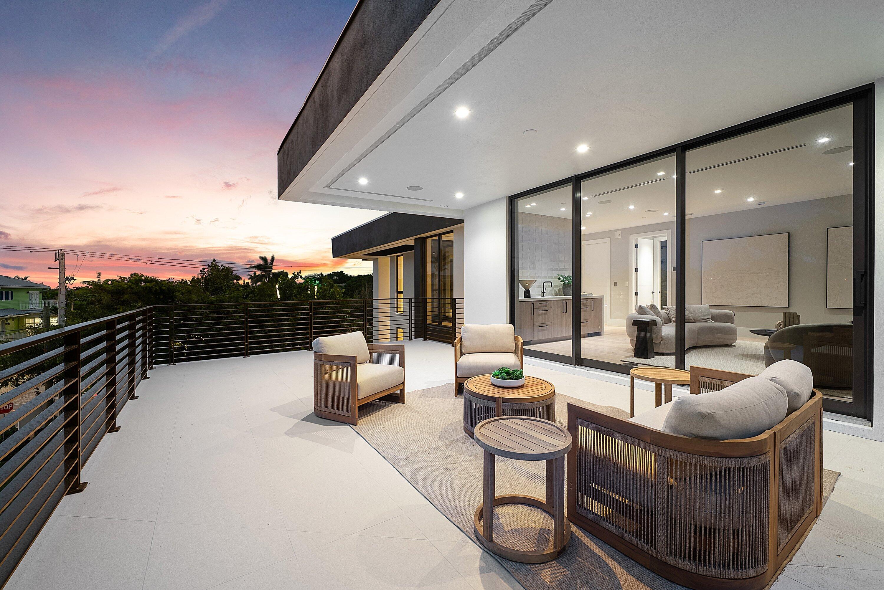 ANDREWS AVENUE TOWNHOMES - Residential