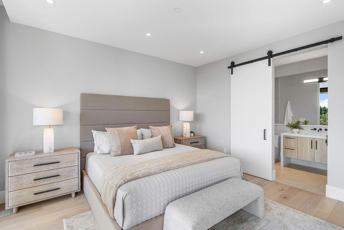 ANDREWS AVENUE TOWNHOMES - Residential