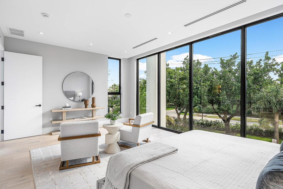 ANDREWS AVENUE TOWNHOMES - Residential