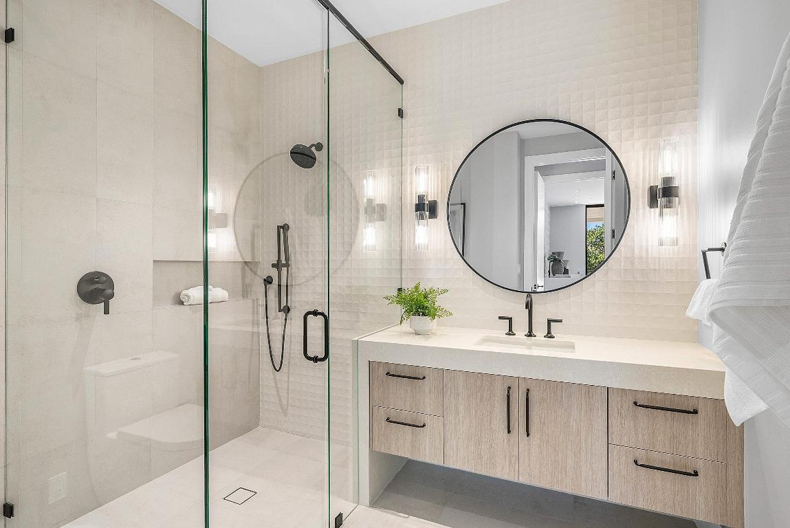 ANDREWS AVENUE TOWNHOMES - Residential