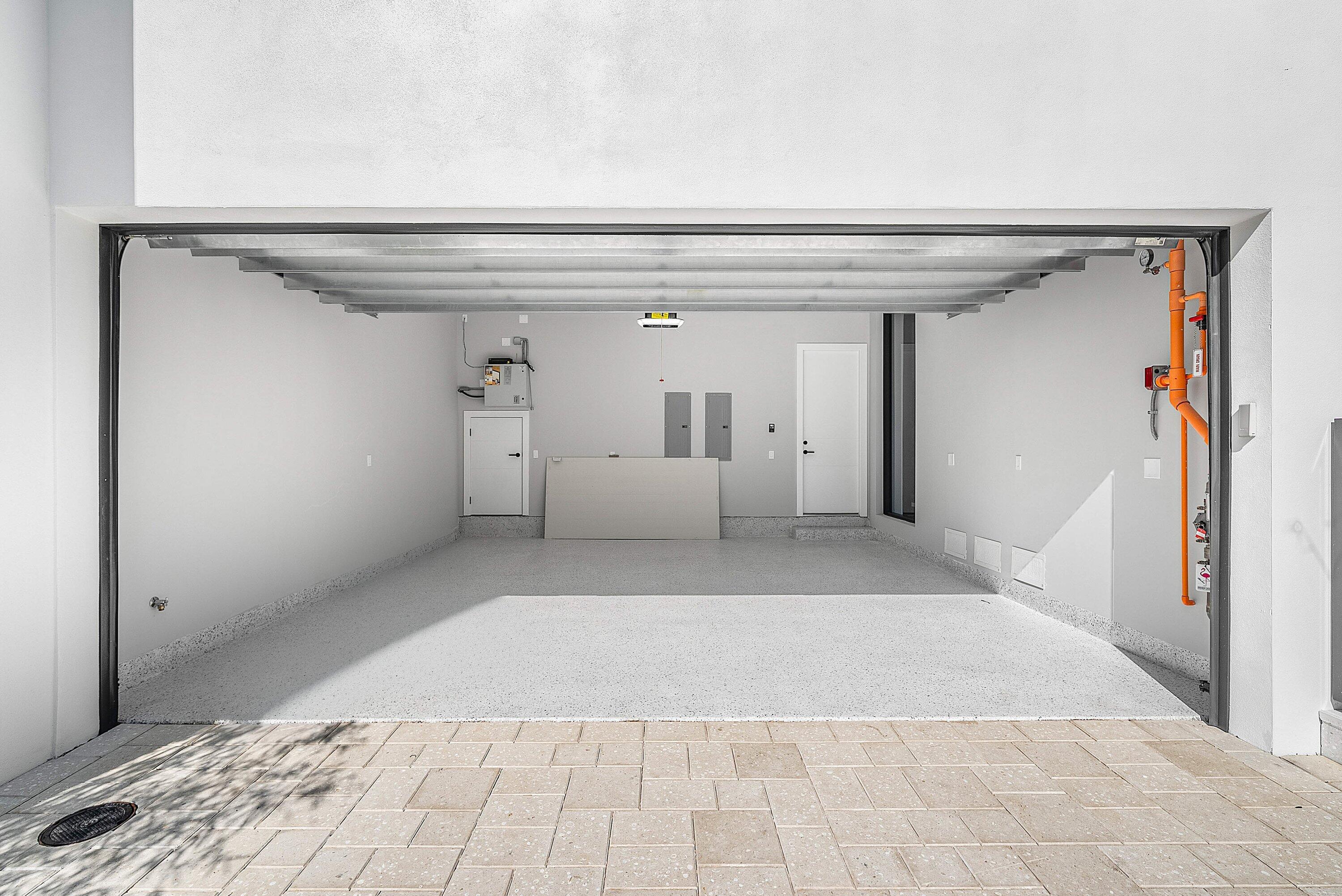 ANDREWS AVENUE TOWNHOMES - Residential