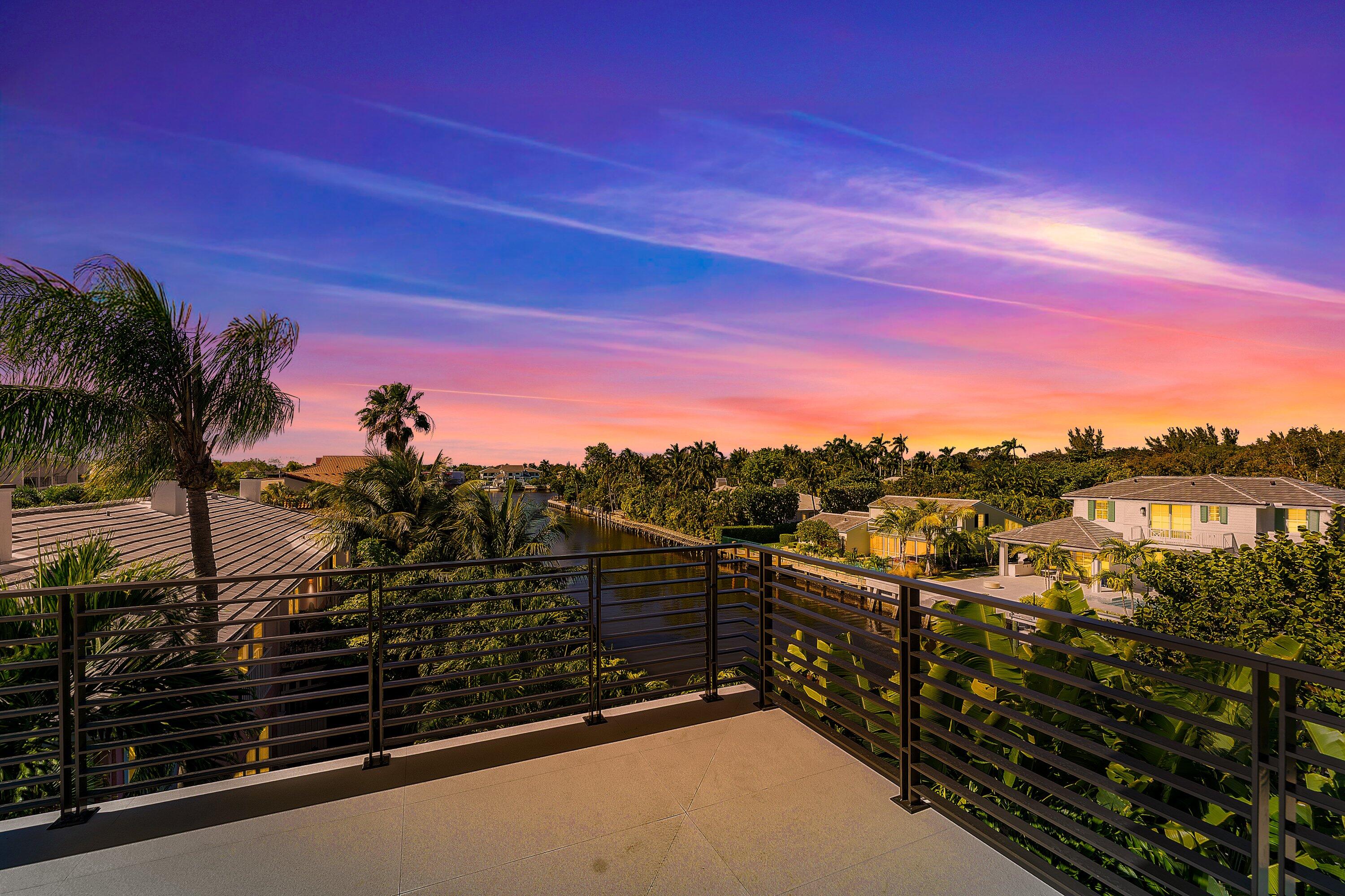 ANDREWS AVENUE TOWNHOMES - Residential