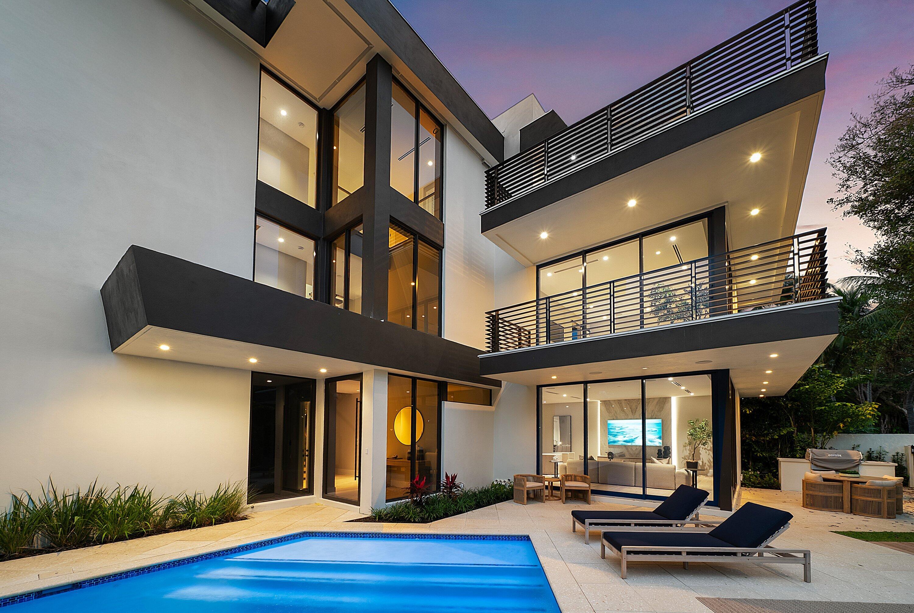 ANDREWS AVENUE TOWNHOMES - Residential