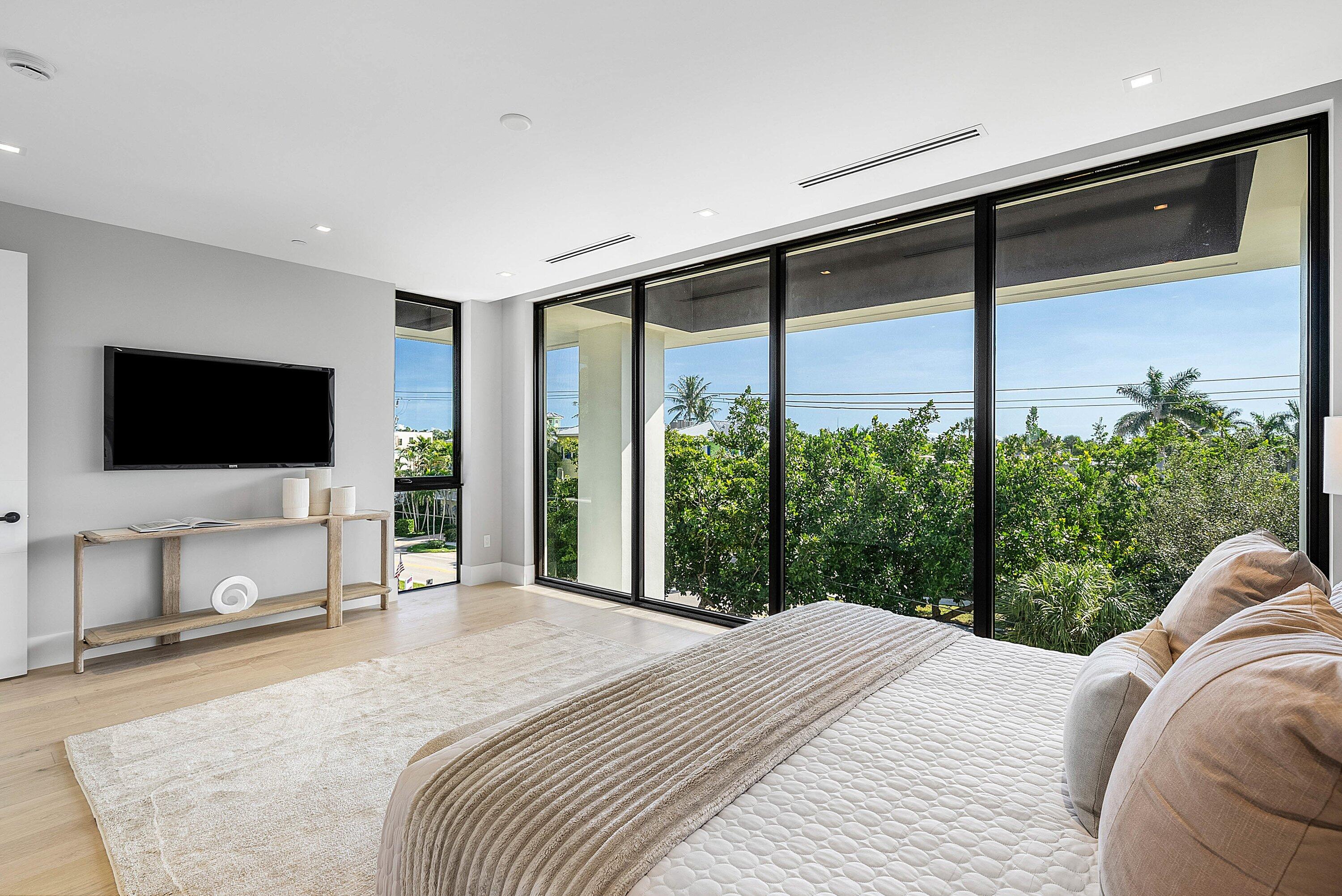 ANDREWS AVENUE TOWNHOMES - Residential