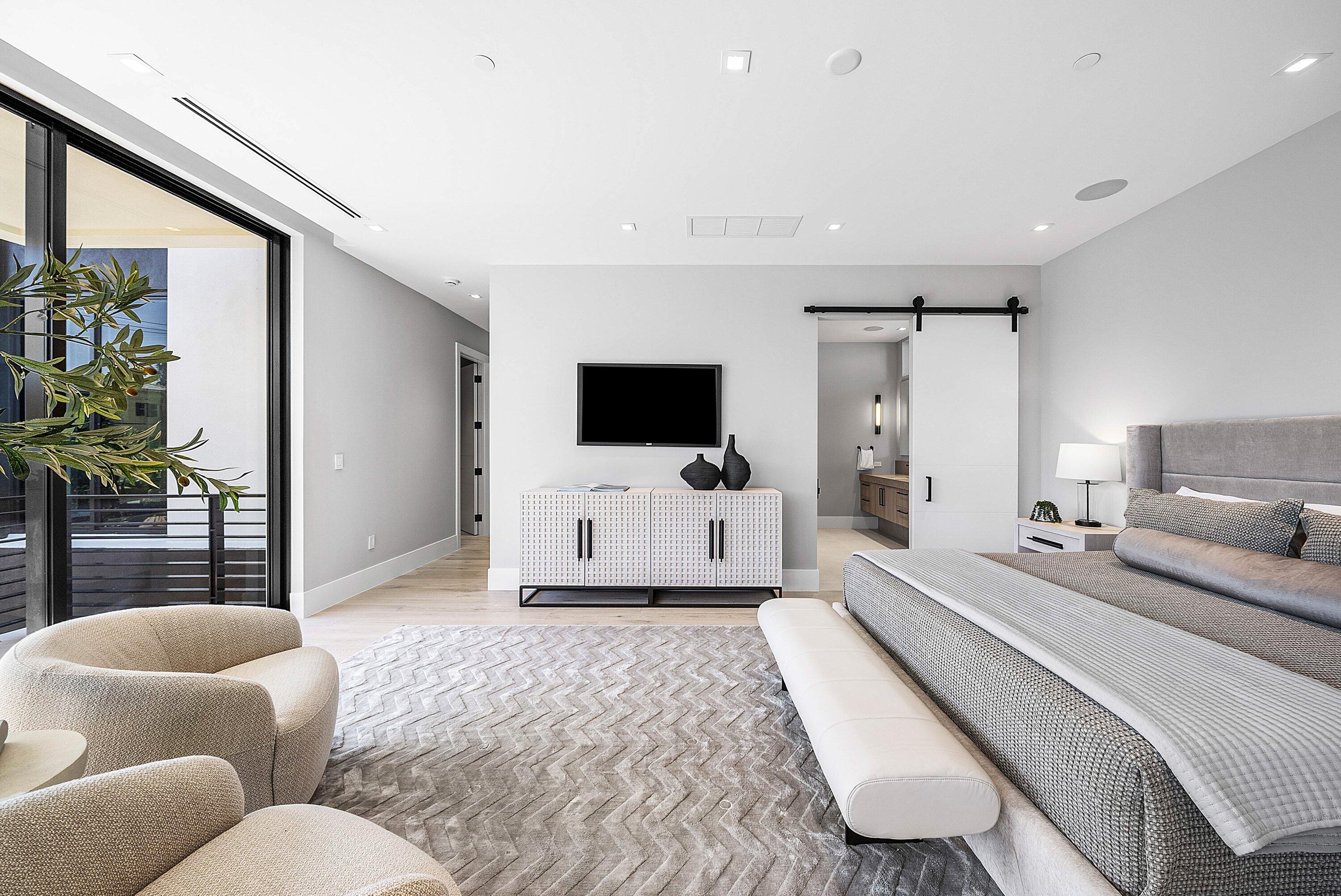 ANDREWS AVENUE TOWNHOMES - Residential