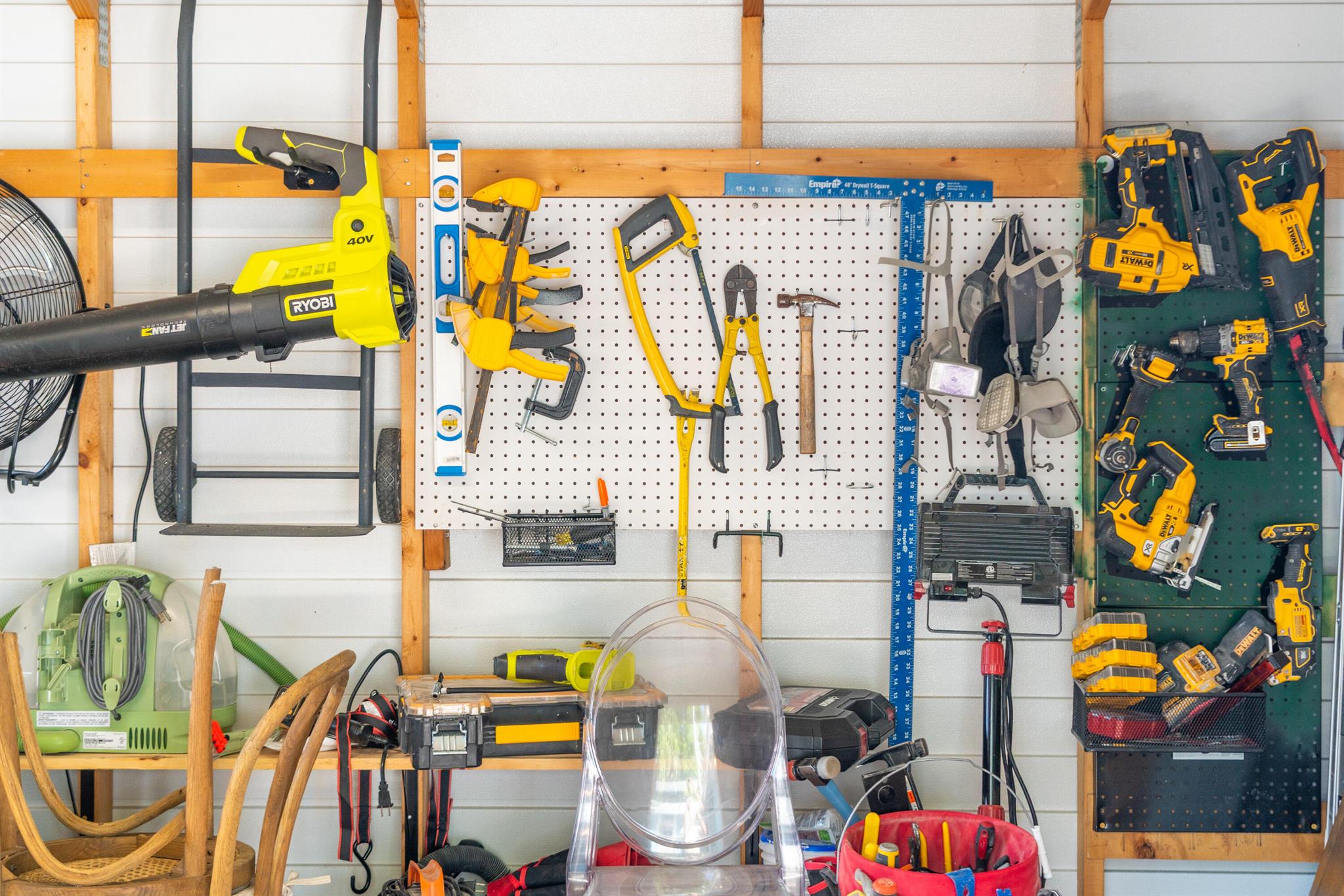 COUNTRY CLUB ACRES 5 - Residential