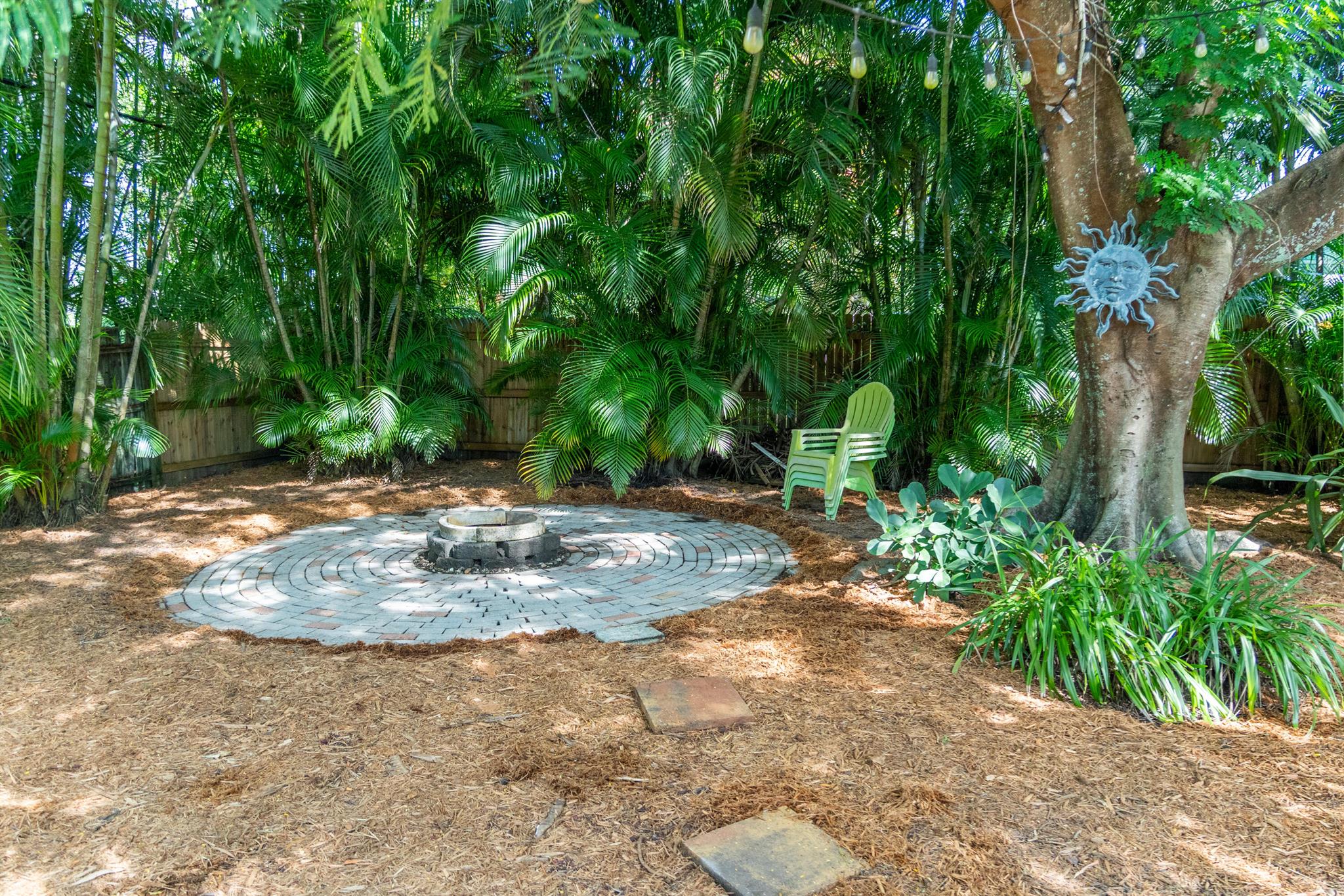 COUNTRY CLUB ACRES 5 - Residential