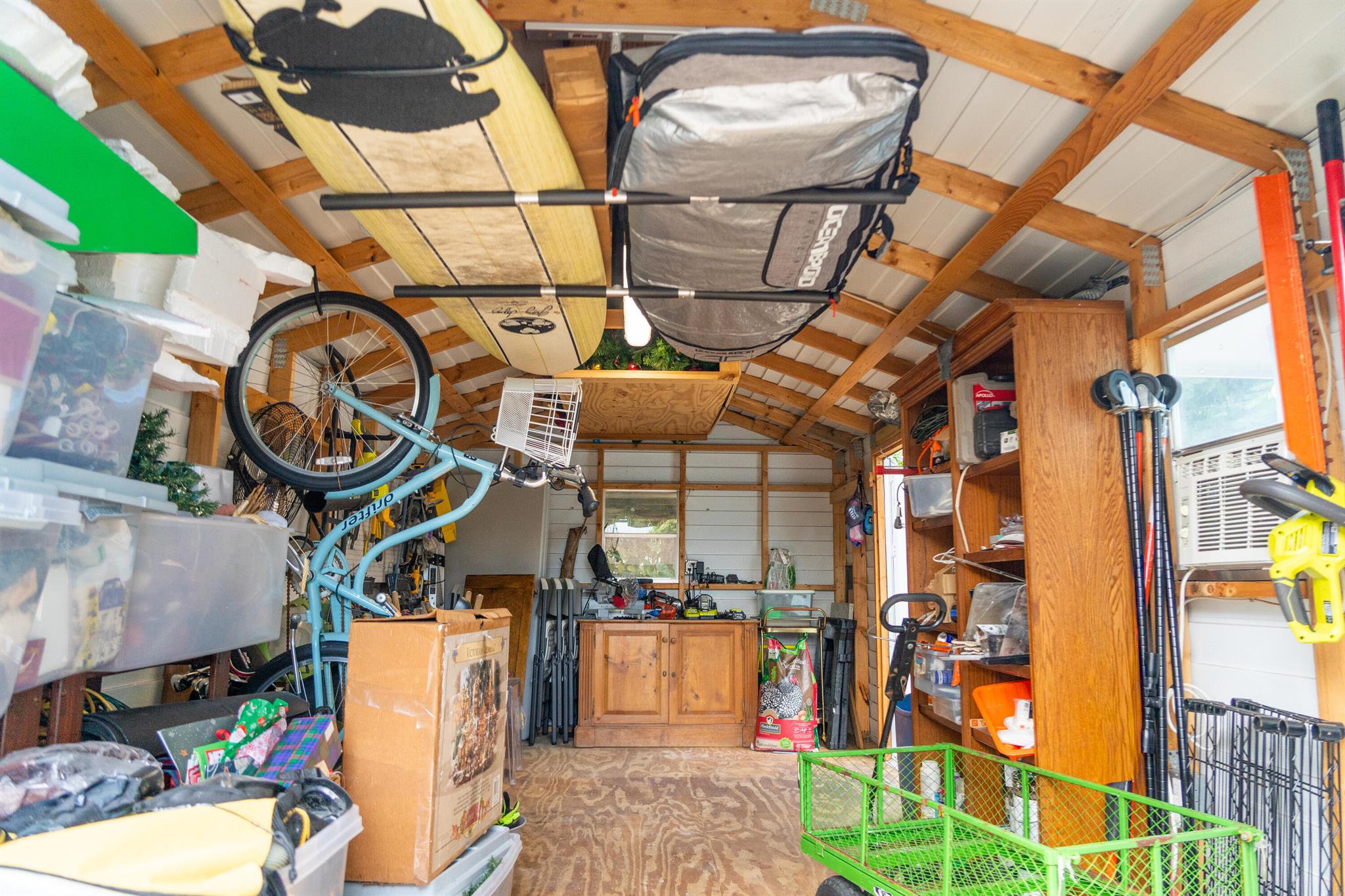 COUNTRY CLUB ACRES 5 - Residential