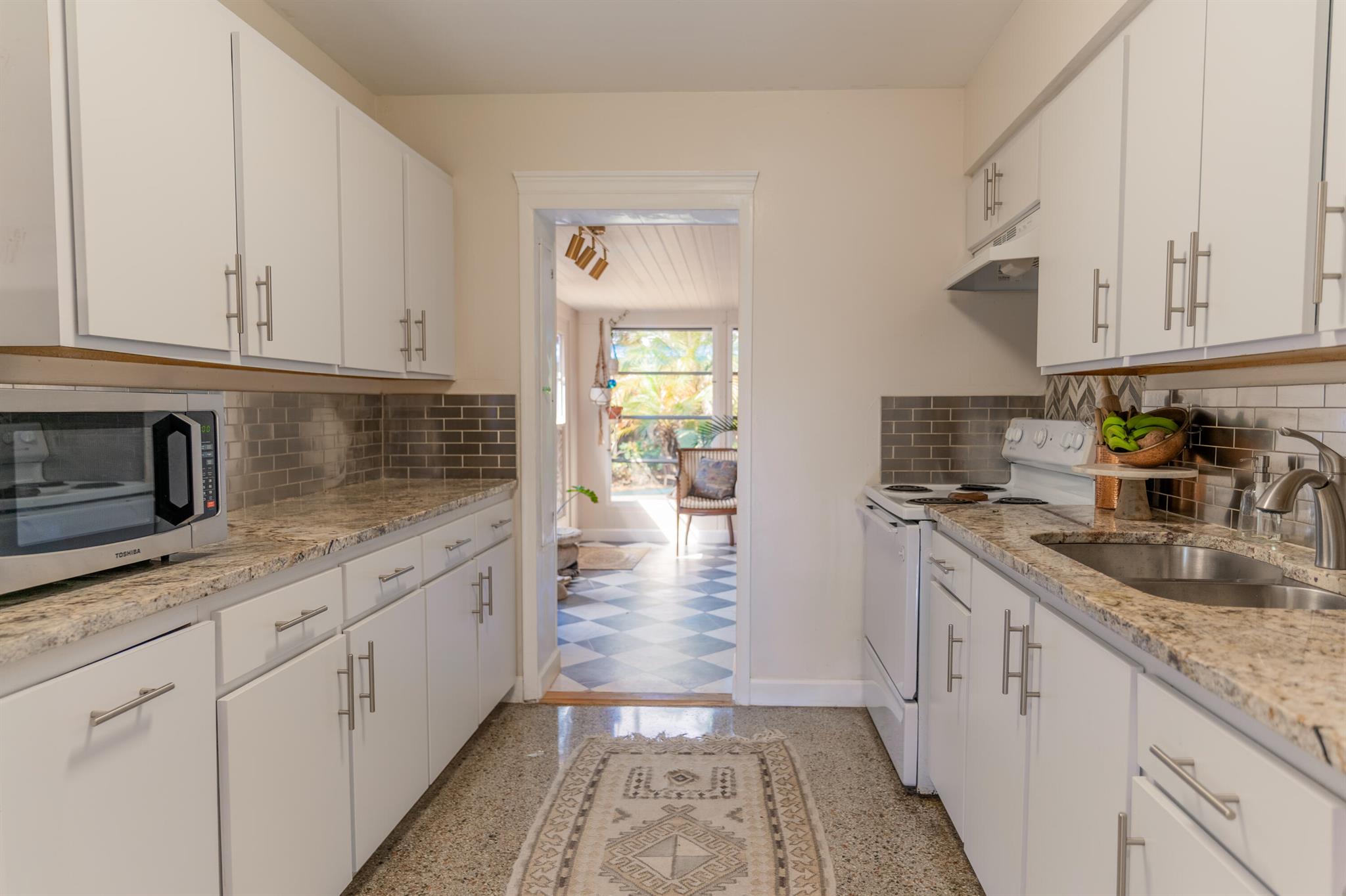 COUNTRY CLUB ACRES 5 - Residential