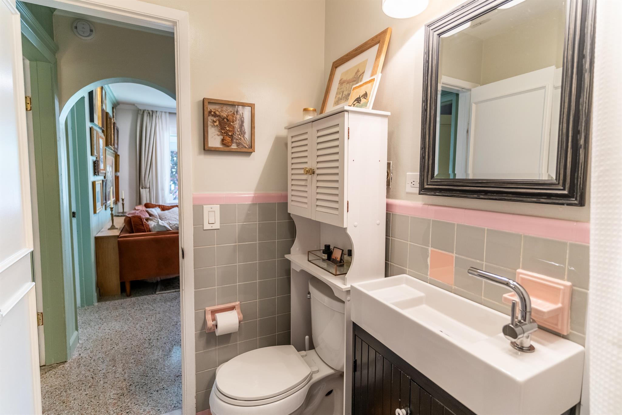 COUNTRY CLUB ACRES 5 - Residential