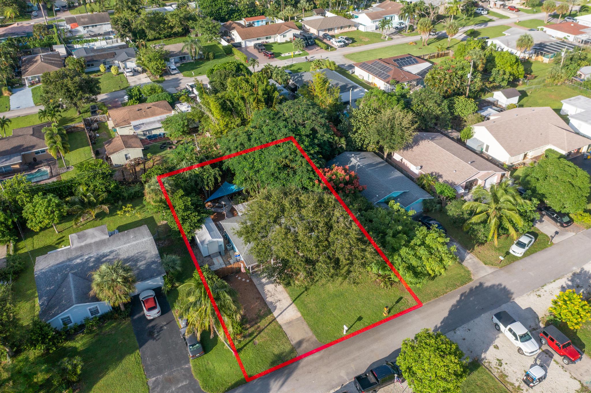 COUNTRY CLUB ACRES 5 - Residential