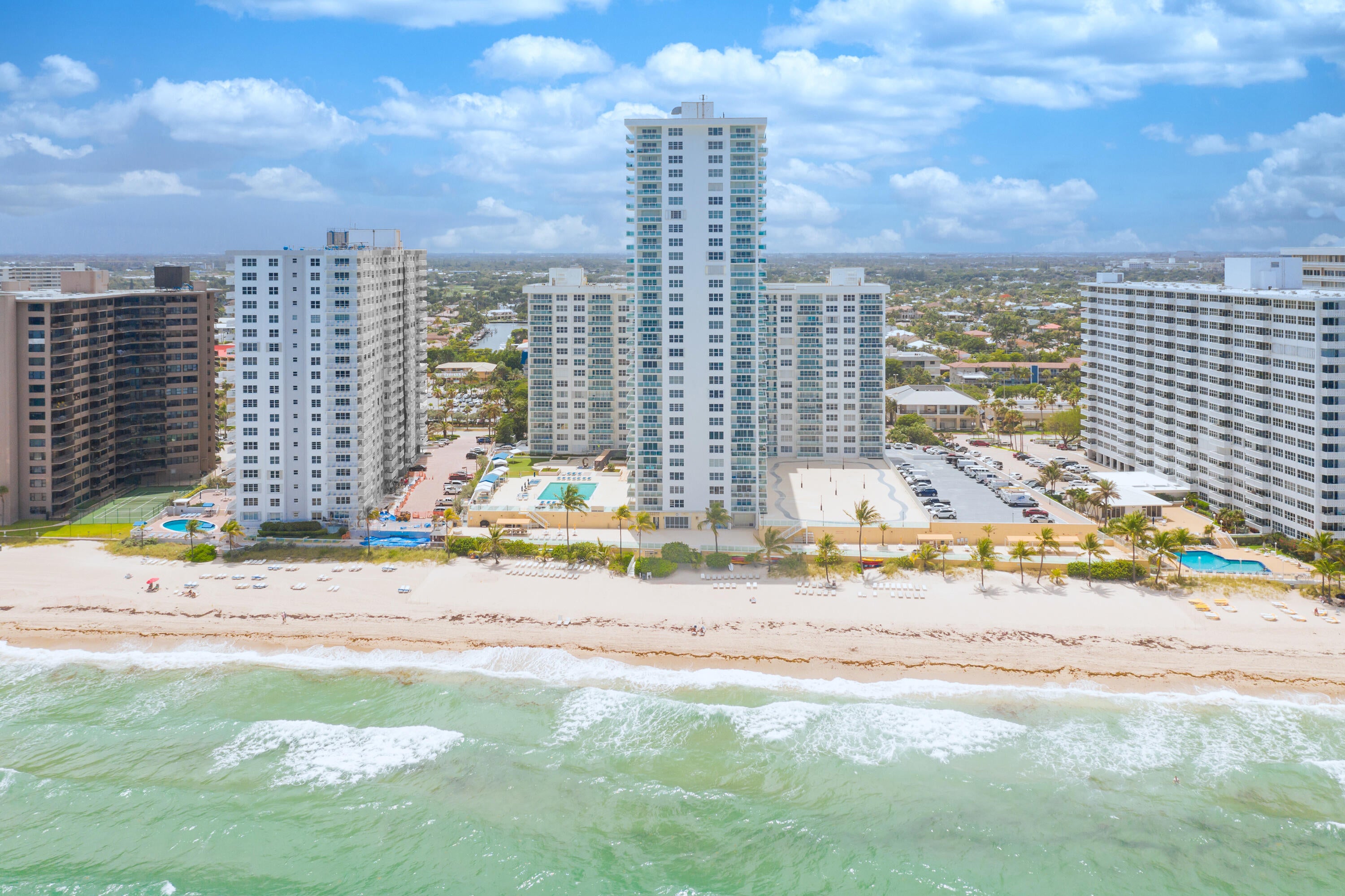3900 Galt Ocean Drive 1605