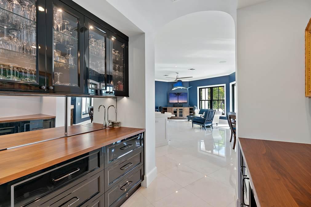 Captains Key - Residential