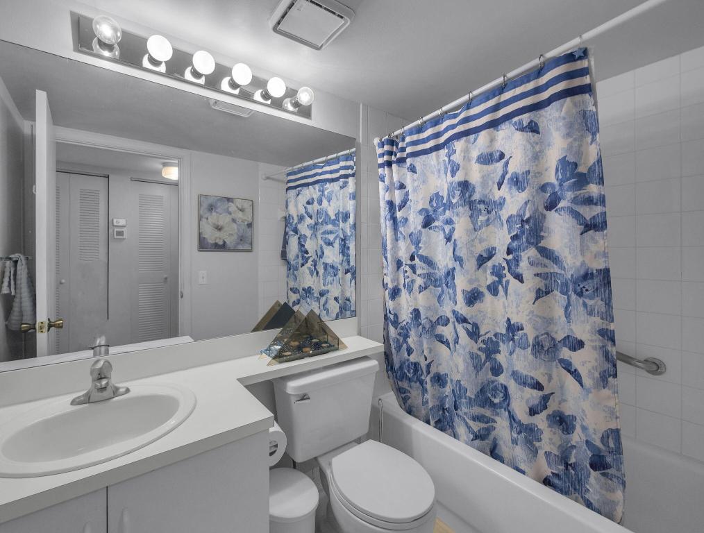 WATERSIDE VILLAGE - Residential