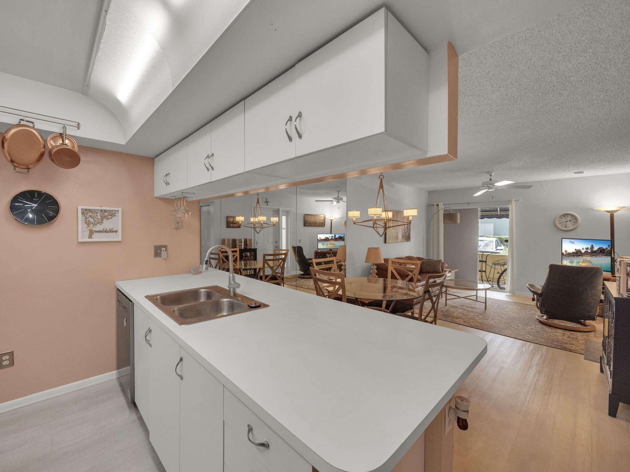 WATERSIDE VILLAGE - Residential
