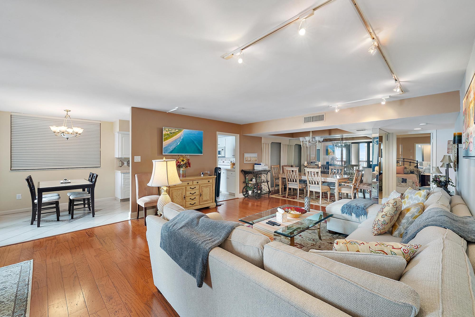5380 N Ocean Drive 10-B