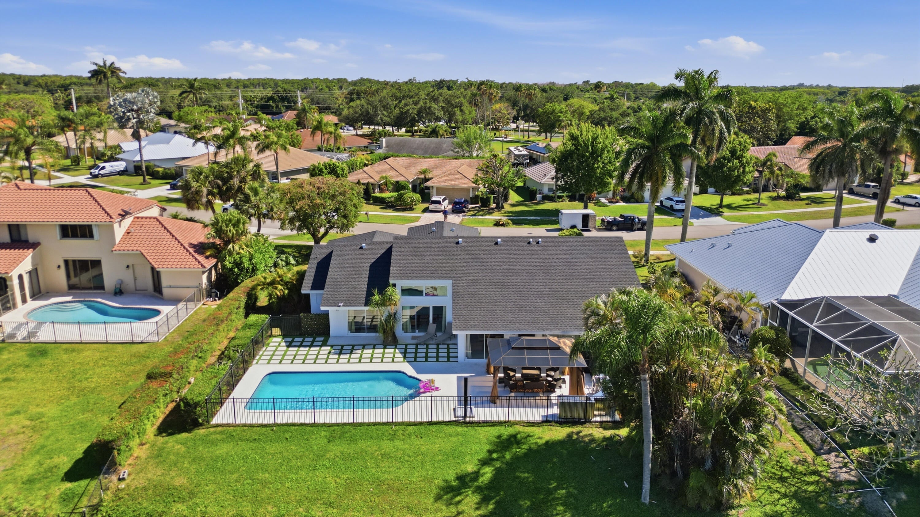 Properties 12725 KINGSWAY Road