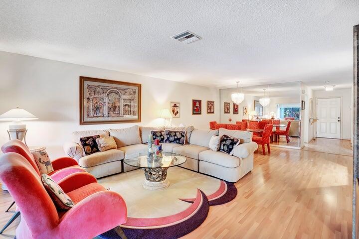 WESTGATE AT HUNTERS RUN CONDO - Residential