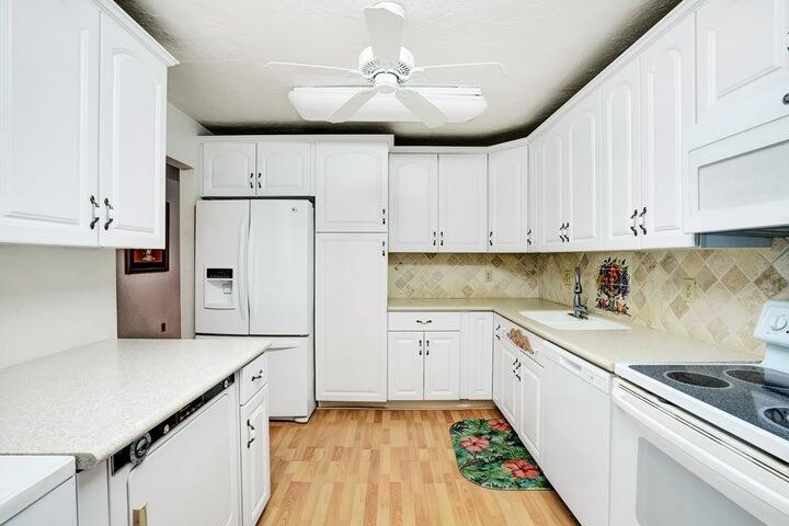 WESTGATE AT HUNTERS RUN C - Residential