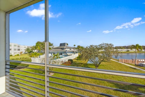 Tiny photo for 2223 PARK Lane #210, Hollywood, FL 33021 (MLS # B26052780)