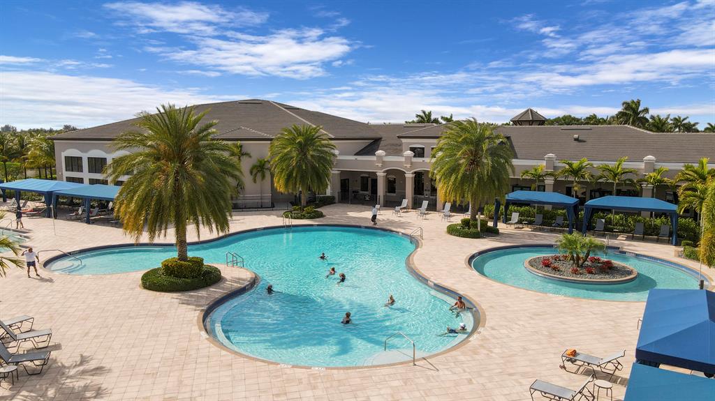 VALENCIA COVE AGR PUD PL 7 - Residential