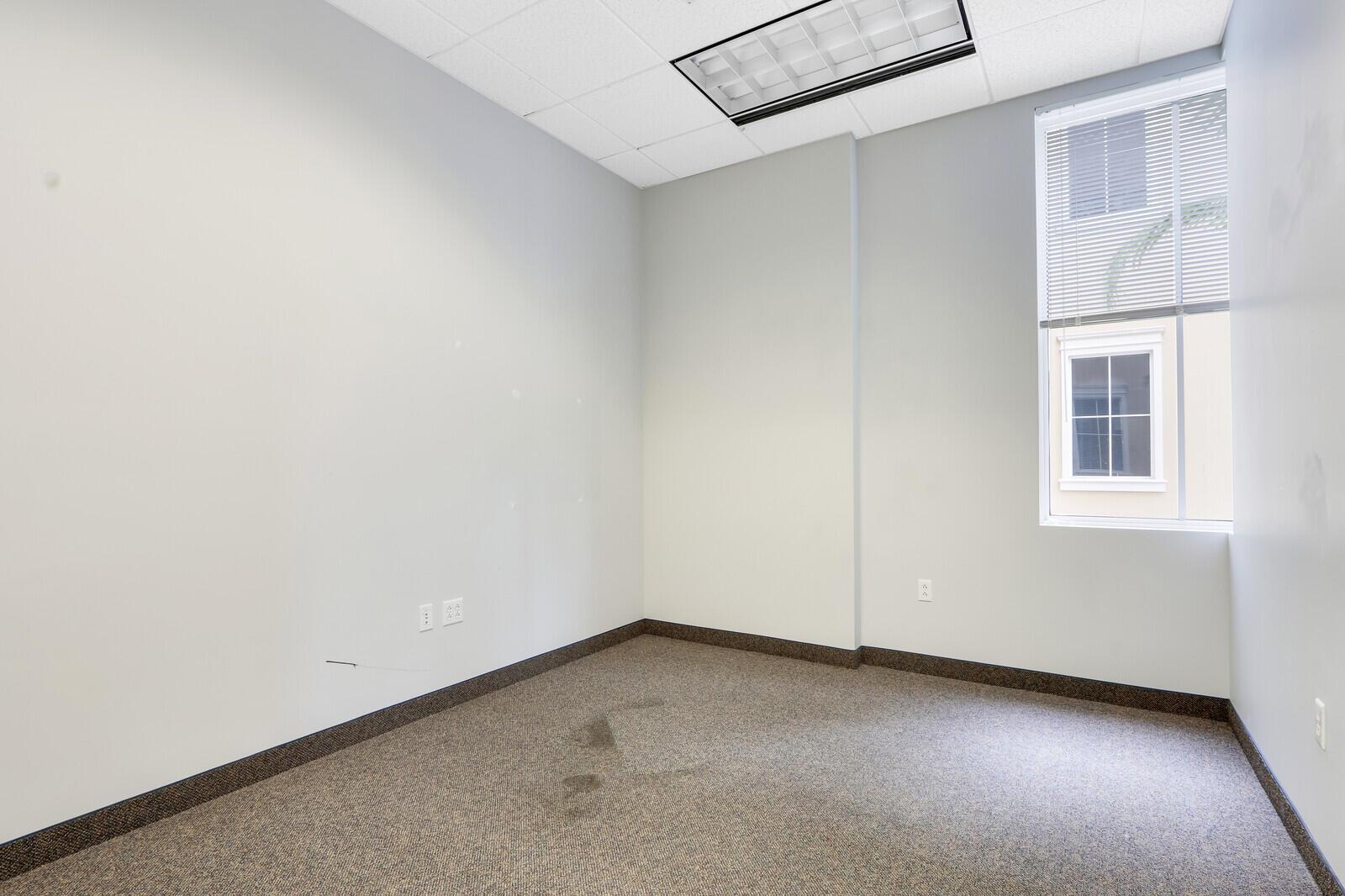 GREENWICH MEDICAL CONDO - Commercial Sale