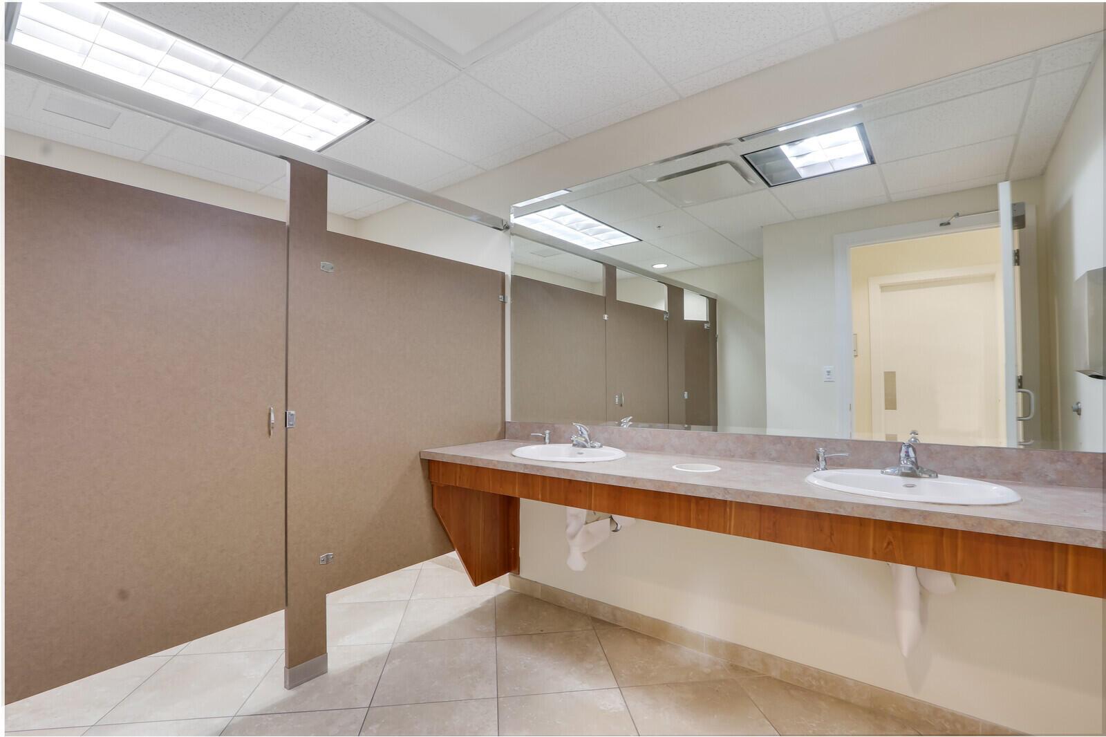 GREENWICH MEDICAL CONDO - Commercial Sale