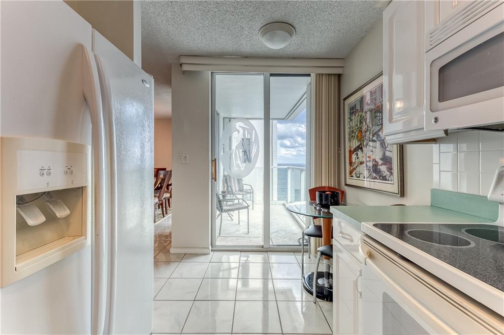 Pompano Atlantis Condo - Residential