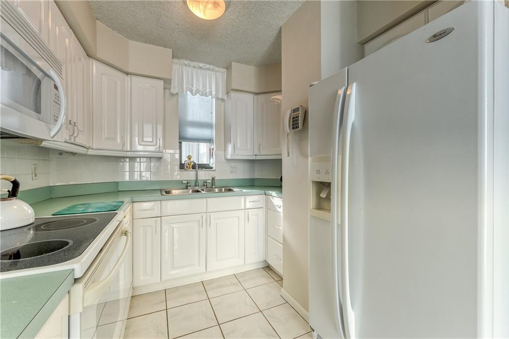 Pompano Atlantis Condo - Residential