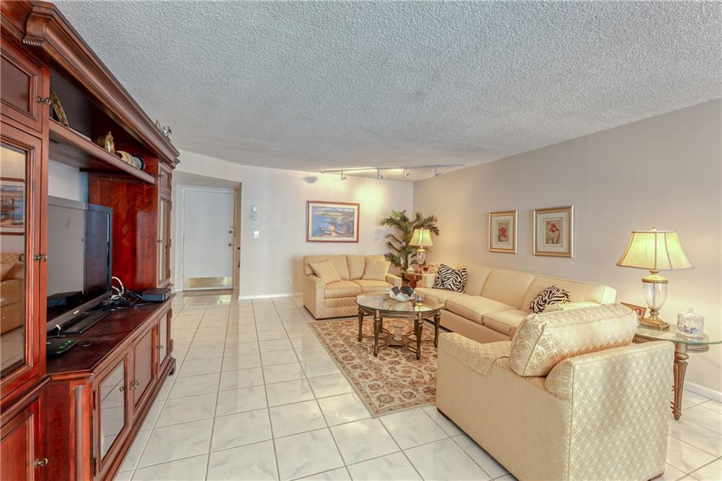Pompano Atlantis Condo - Residential