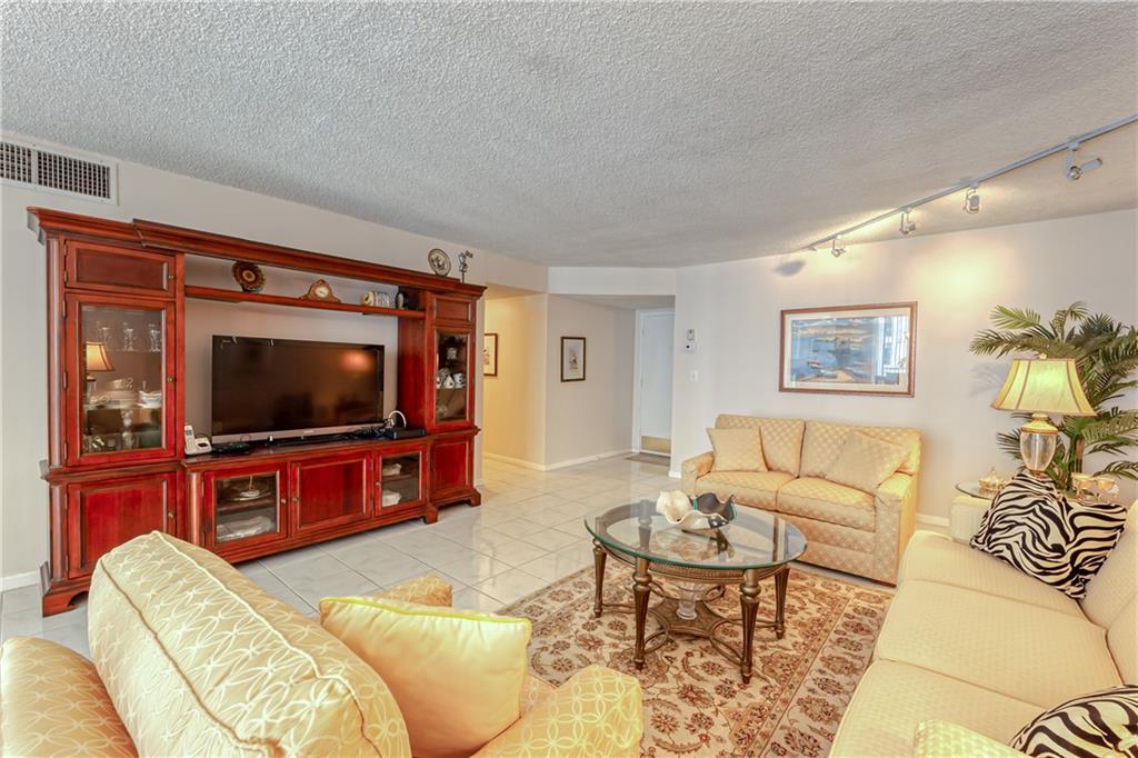 Pompano Atlantis Condo - Residential