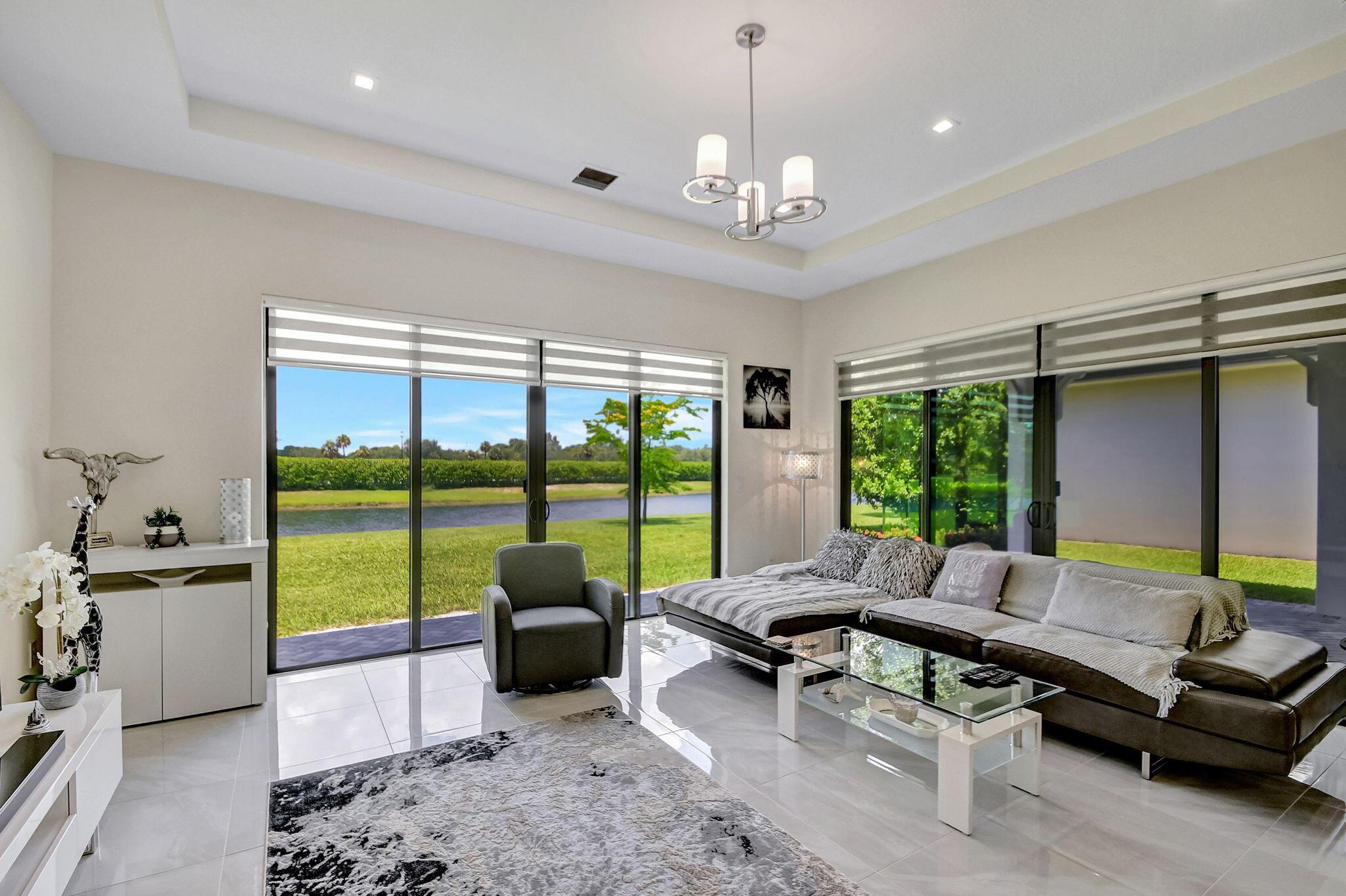 BANYAN CAY RESORT - Residential