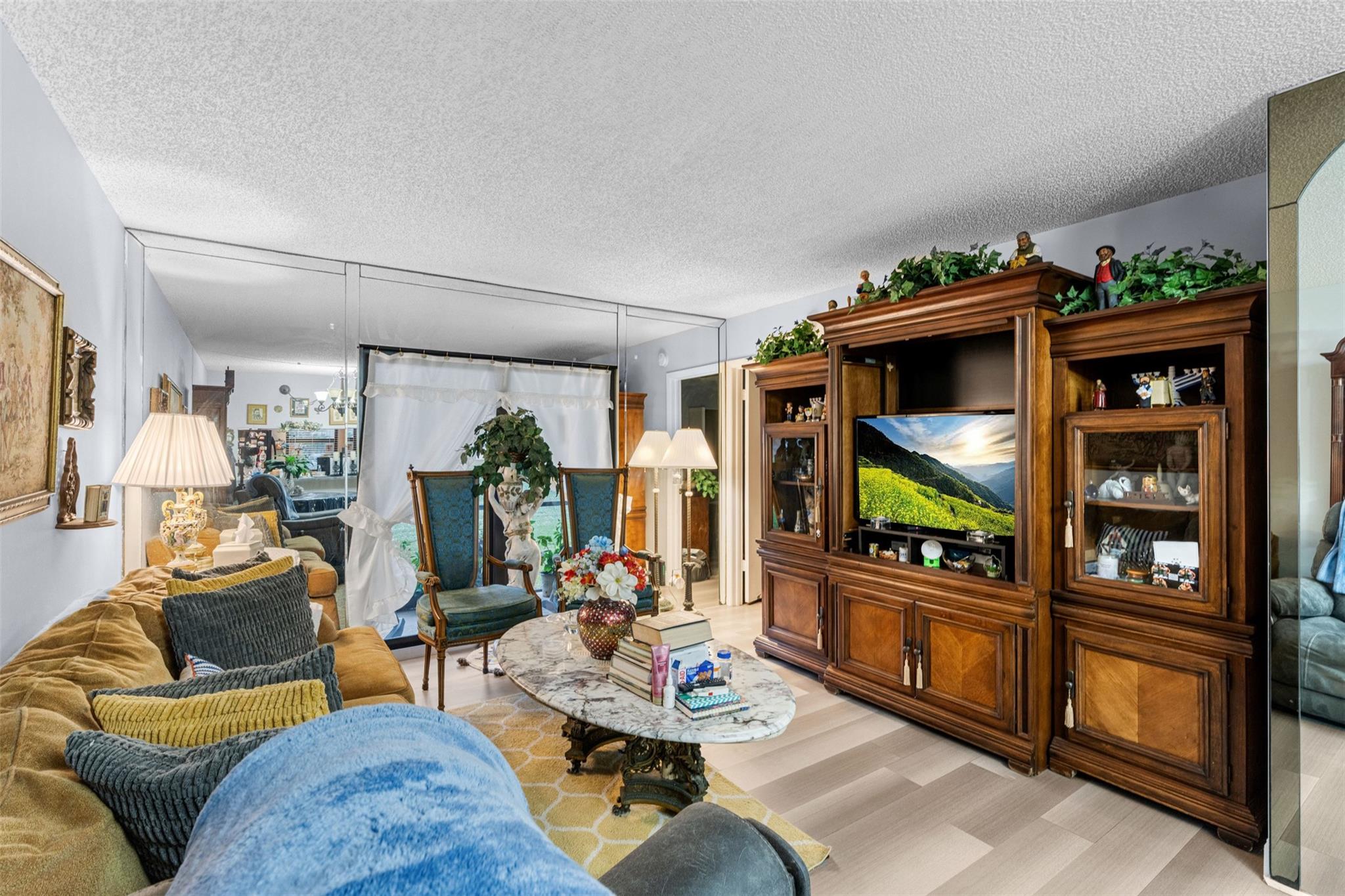 Sunrise Lakes - Residential