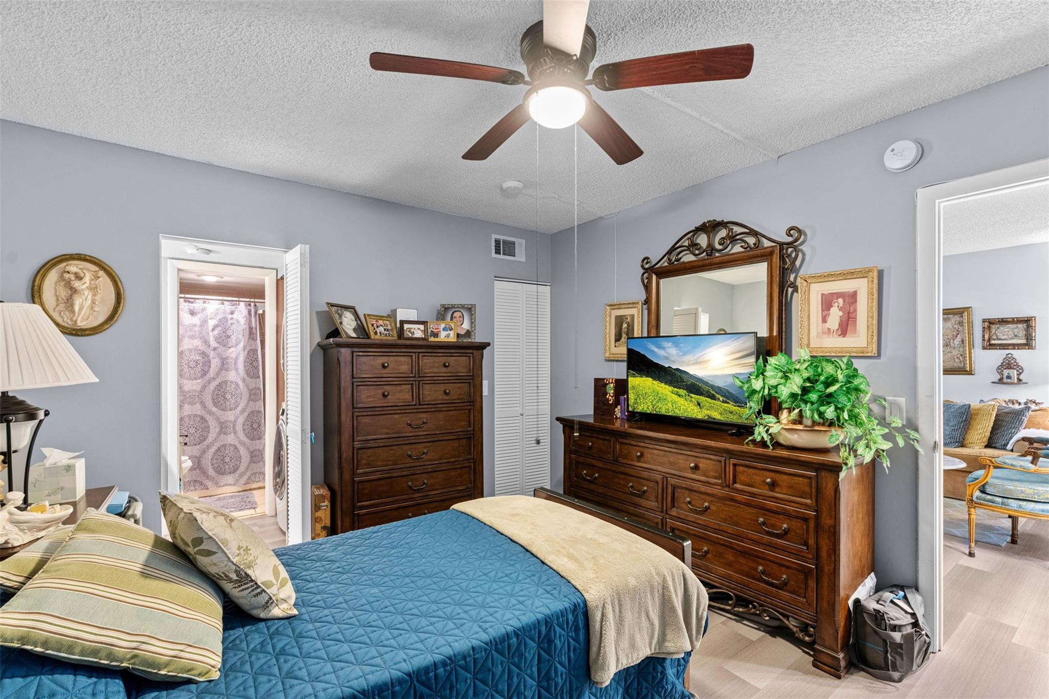 Sunrise Lakes - Residential