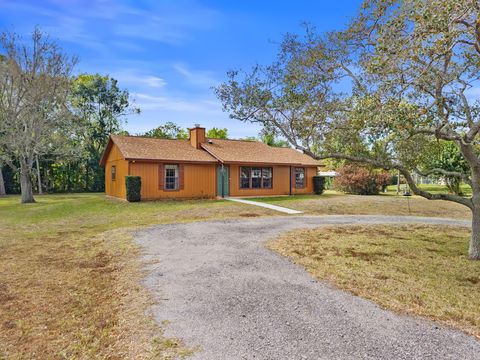 13530 53rd Court N The Acreage FL 33411