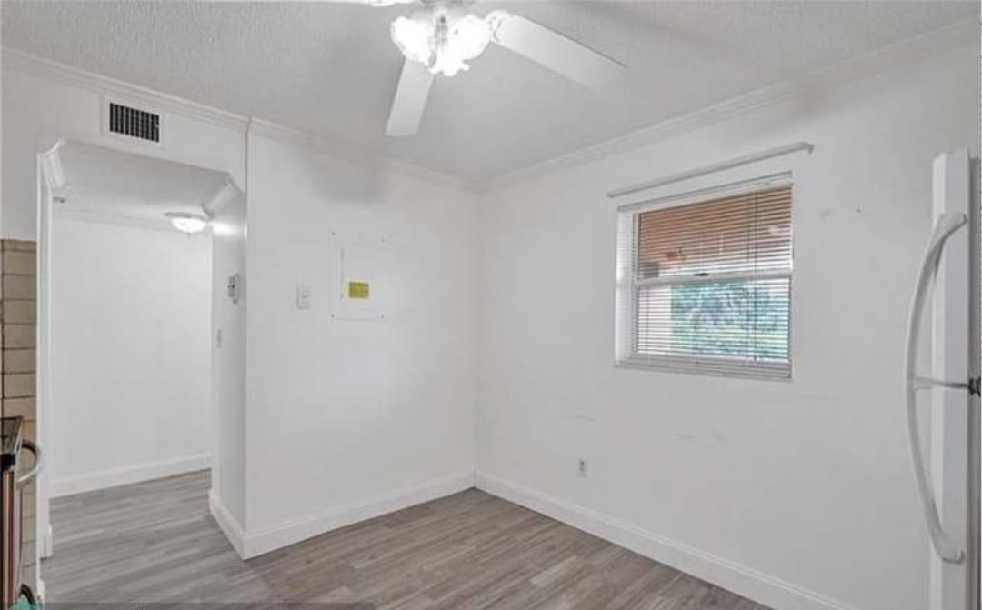 Oaks Condo - Residential Lease