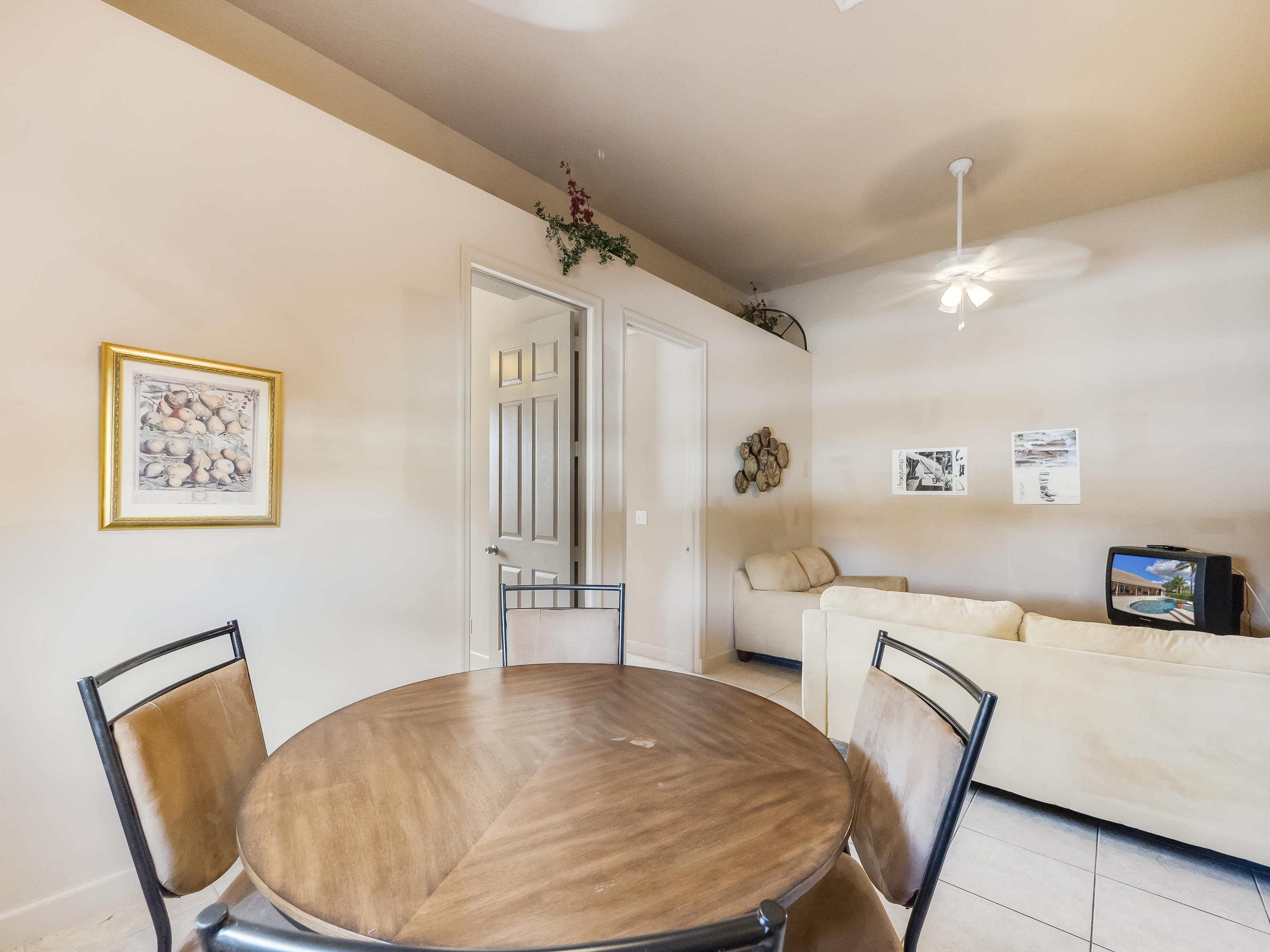 SADDLE TRAIL PARK OF WELL - Residential