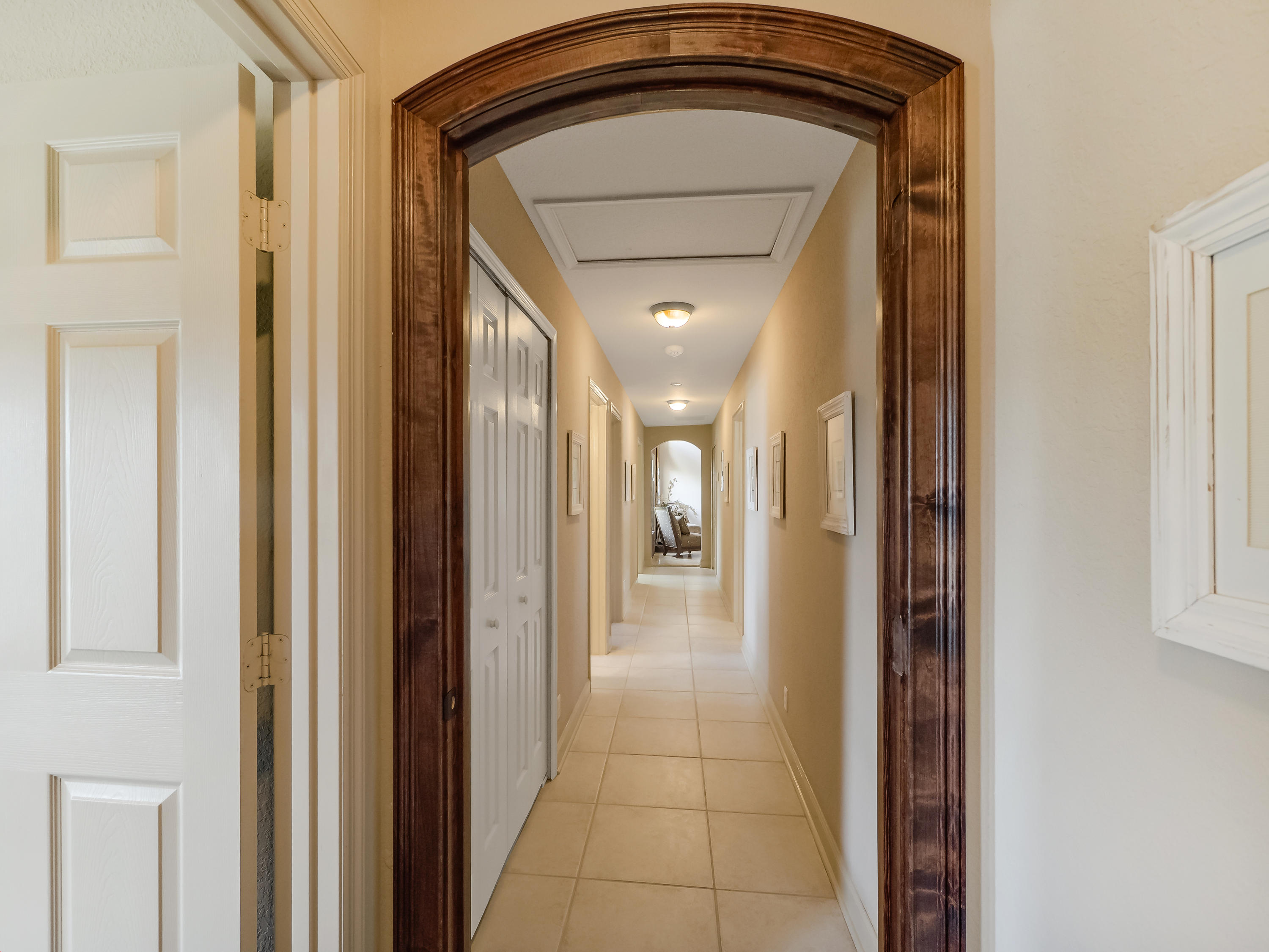 SADDLE TRAIL PARK OF WELL - Residential