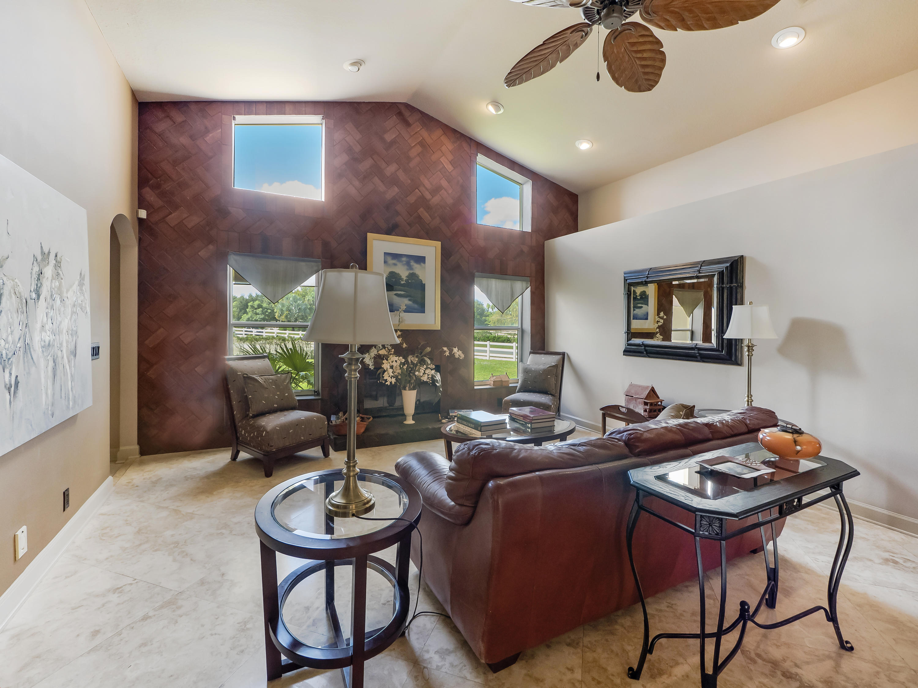 SADDLE TRAIL PARK OF WELL - Residential