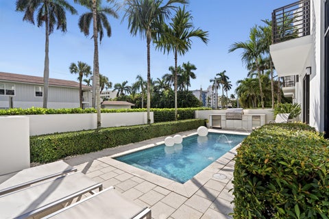 Tiny photo for 160 Andrews Avenue #3c, Delray Beach, FL 33483 (MLS # B26088313)