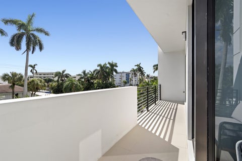 Tiny photo for 160 Andrews Avenue #3c, Delray Beach, FL 33483 (MLS # B26088313)